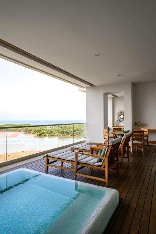 Grand Luxxe Vidanta Hotel Нуево Валярта Екстериор снимка